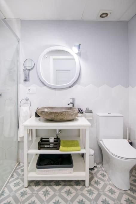 Cozy Flat In City Center Feel The Vibe Selfcheckin Valencia Kültér fotó